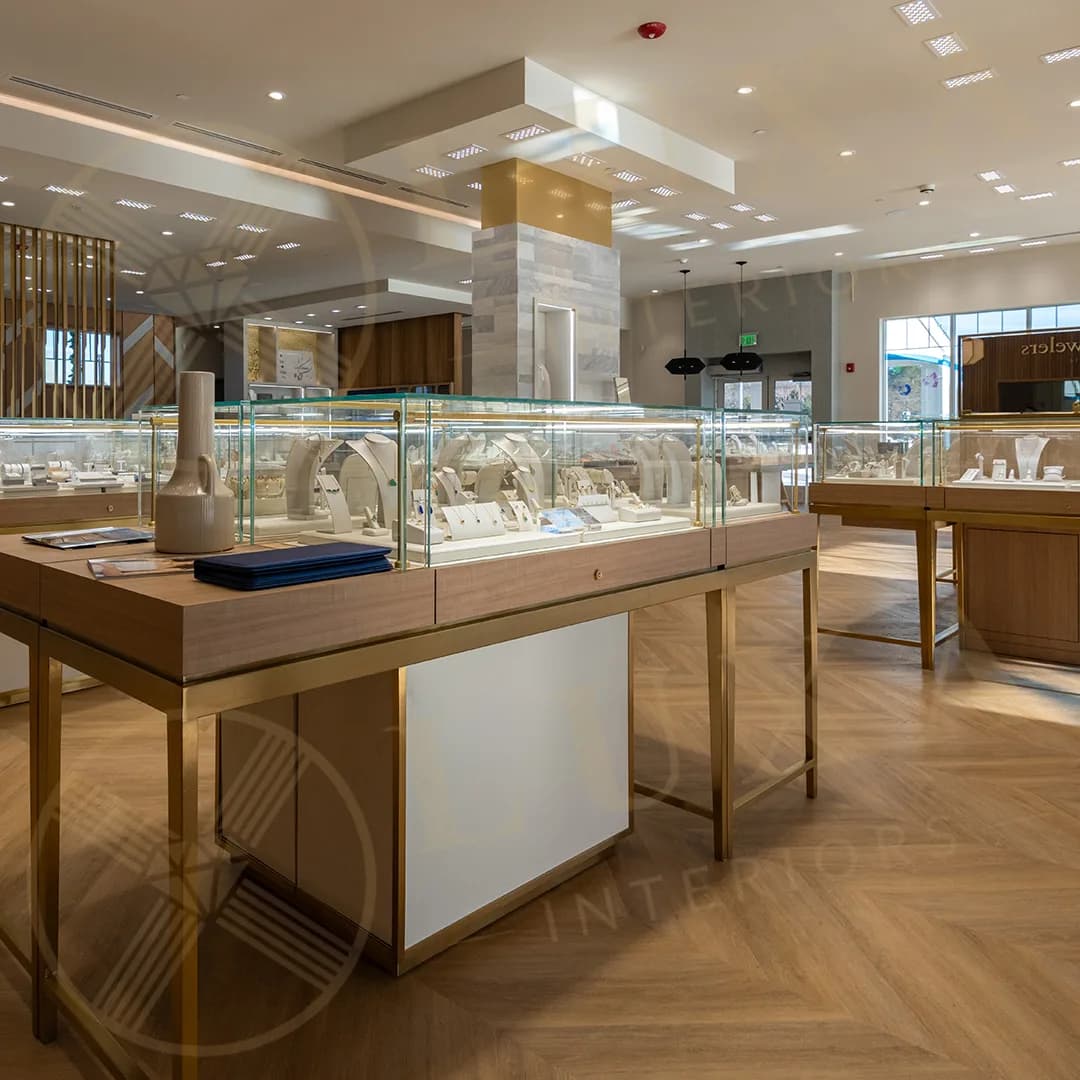 Day's Jewelers — 15